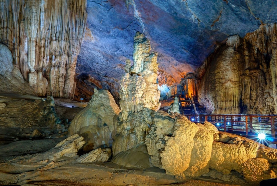 Cueva Oscura