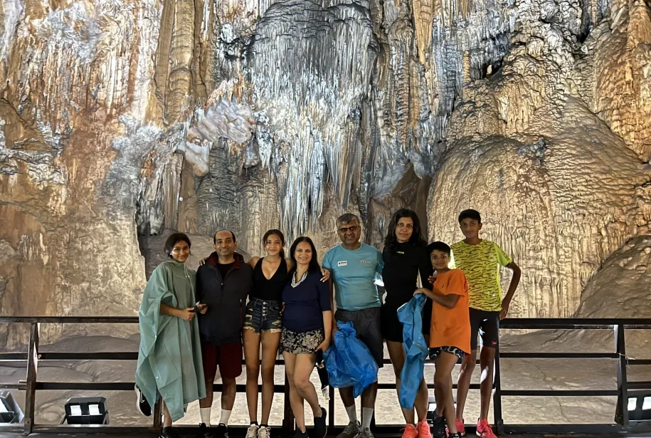 Food Tour and Ha Noi City Tour with Amigos Tours