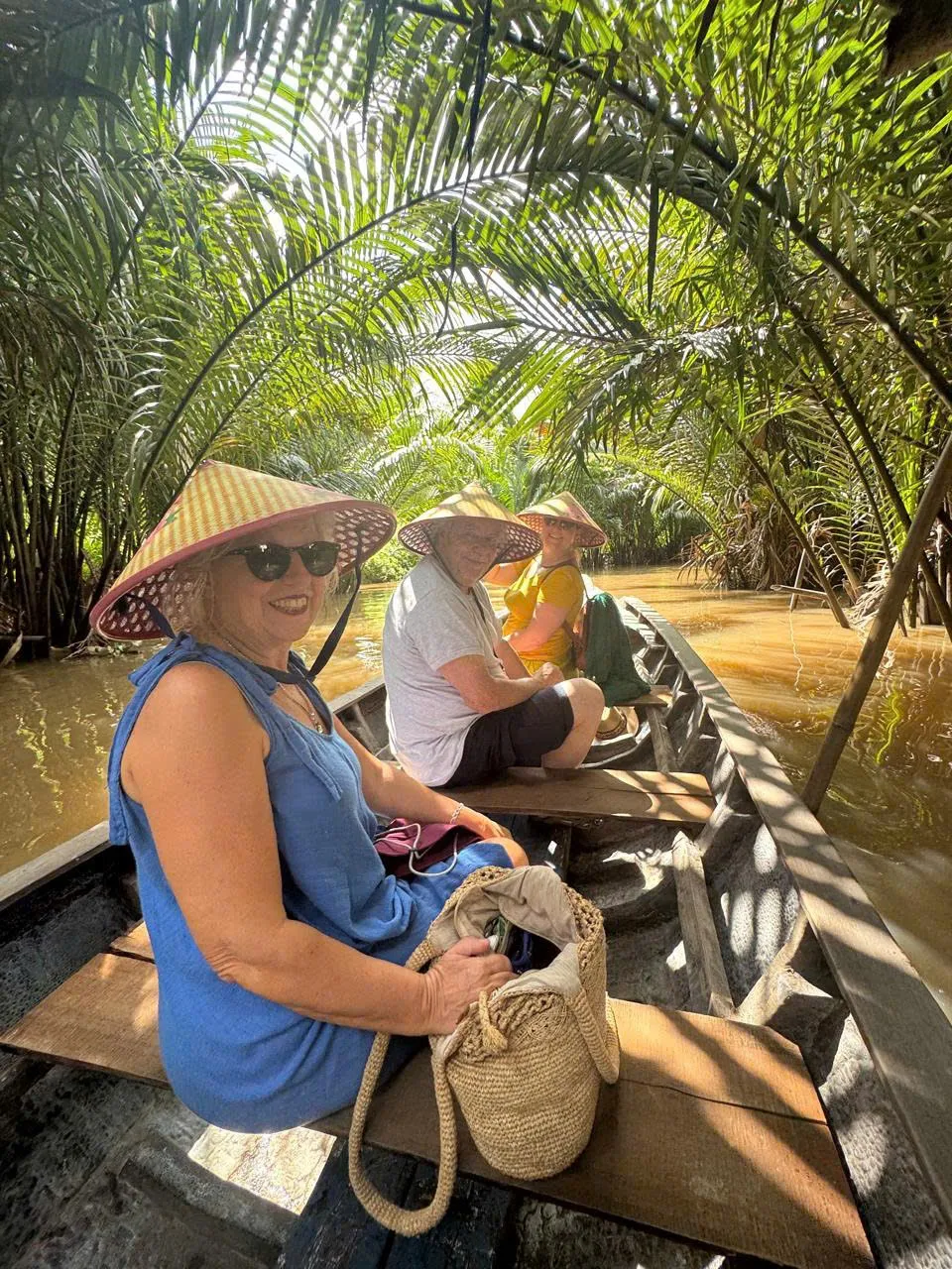 Excursion aux tunnels de Cu Chi et au Delta du Mékong en une journée avec guide parlant français 