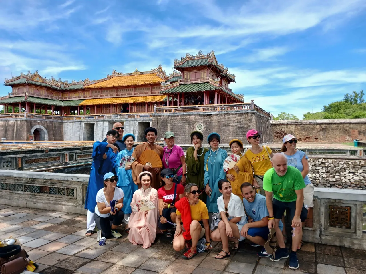 Tour completo di Hue – Da Nang – Hoi An in 2 giorni